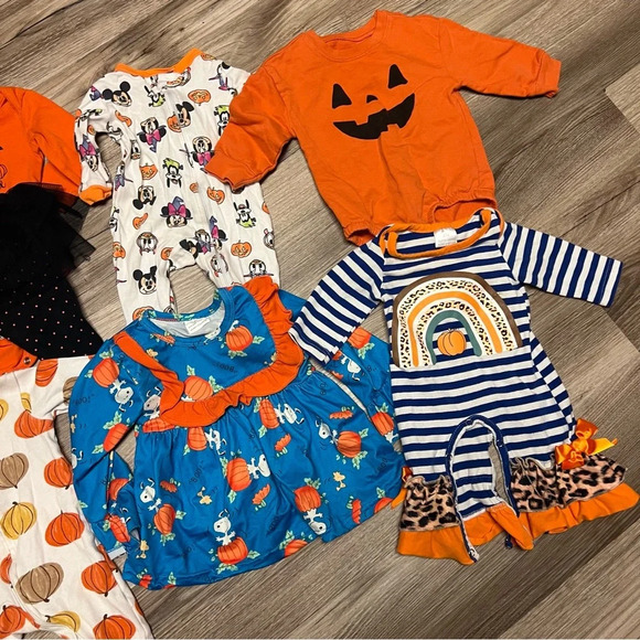 Baby girl fall and halloween lot size 0-3 & 3-6 - Picture 4 of 5